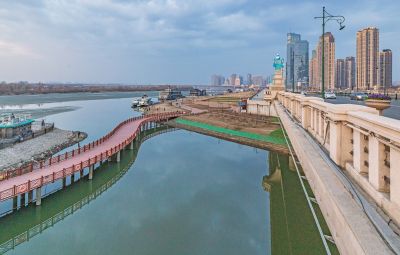 群力外滩湿地 何家沟江畔景色