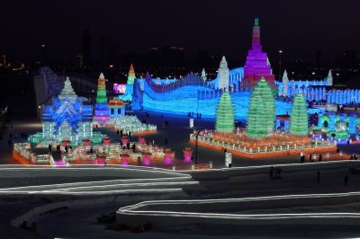 哈尔滨新区冰雪大世界夜景