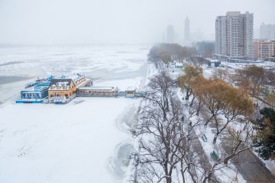 雪后的松花江道里江畔