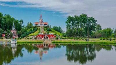 哈尔滨伏尔加庄园夏季景色