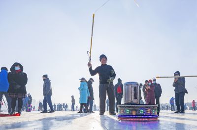 2020年哈尔滨采冰节