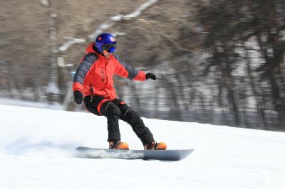滑雪 黑龙江哈尔滨平山滑雪场