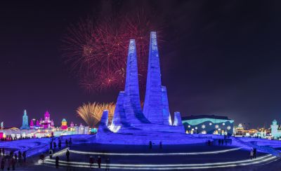 2020年1月5日第22届哈尔滨冰雪大世界焰火