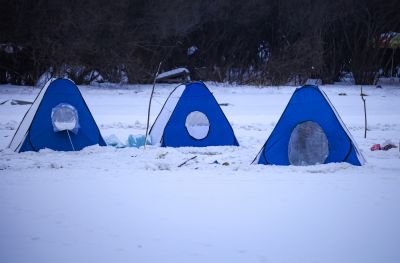 雪钓帐篷