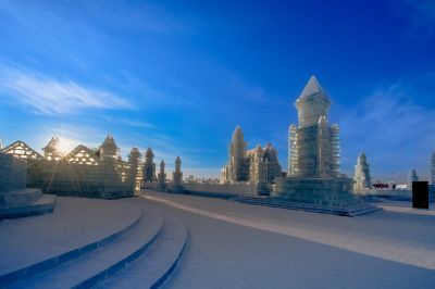 哈尔滨冰雪大世界的早晨
