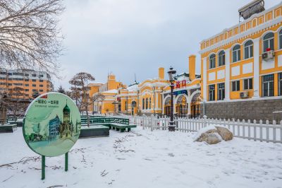 春雪中的香坊火车站2