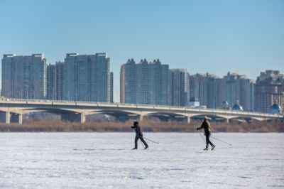 哈尔滨第四届采冰节照片