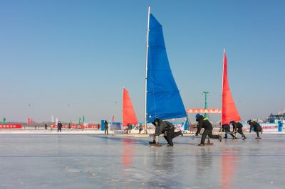 职工冰上运动比赛