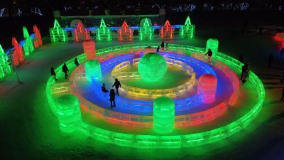 2020哈尔滨兆麟公园冰灯游园会全国大学生冰雕比赛