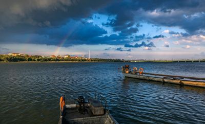长岭湖风光彩虹渔船