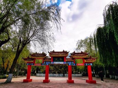 黑龙江省民族博物馆哈尔滨文庙秋季风光