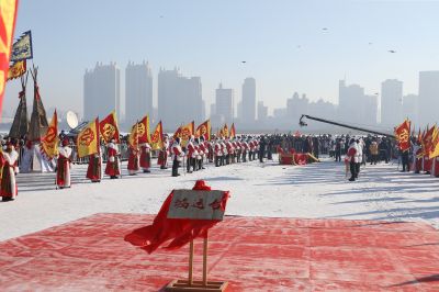 2020哈尔滨采冰节