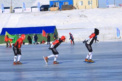 哈尔滨市大众速度滑冰公开赛冰上运动