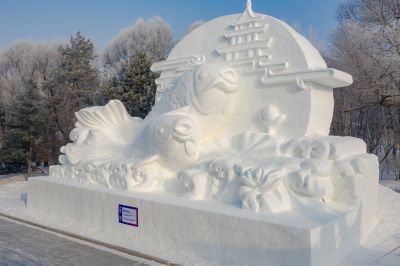 第33届哈尔滨太阳岛雪博会雪雕