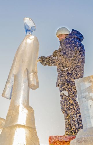 哈尔滨冰雪大世界冰雕比赛冰雕师
