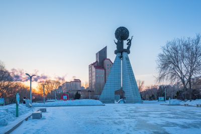 母亲广场冬季雪景