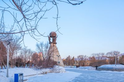 母亲广场冬季雪景
