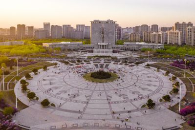 俯瞰市政府