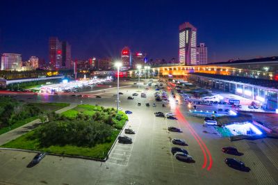 哈尔滨国际会展中心的暮色黄昏