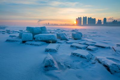 江畔春雪霁美景入画屏2