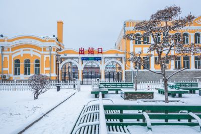 春雪中的香坊火车站1