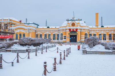春雪中的香坊火车站1