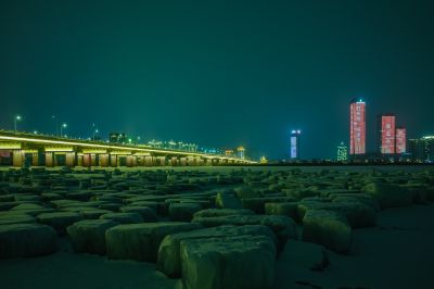 松花江不夜城