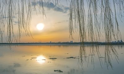 暮色松花江畔