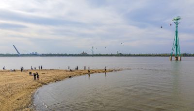 江畔斯大林公园夏日