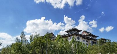 哈尔滨医科大学校园花开