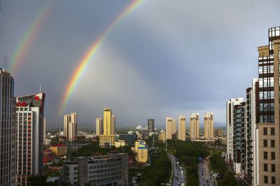 雨后彩虹