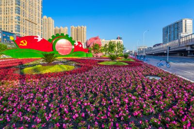 夏季彩化后的动力广场