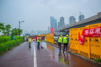 烟雨群力外滩江畔风景