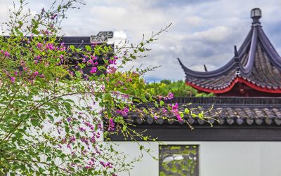 中国亭园雨后彩虹