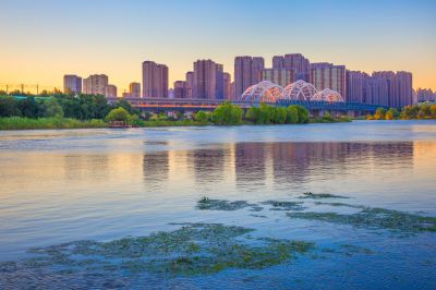晨光中的哈尔滨中东铁路公园