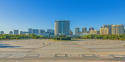 市政府广场一湖三岛秋色