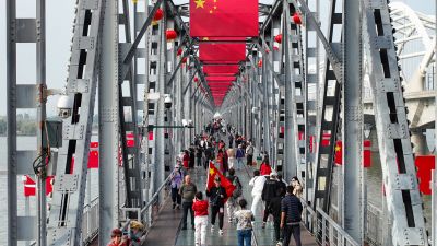 2022年国庆滨州铁路桥成为网红桥