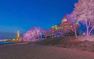 太阳岛江畔夜景