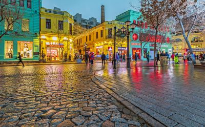 中央大街冬雨夜景