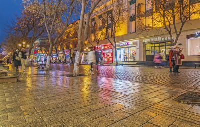 中央大街冬雨夜景