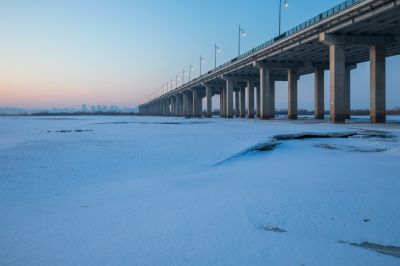 一湖三岛江畔的早晨1