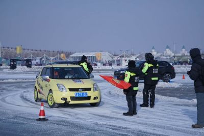 2019中俄冰雪汽车拉力赛