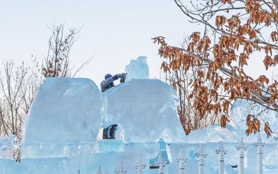 德嘉码头大雪人