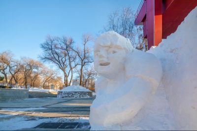 劳动公园大雪人