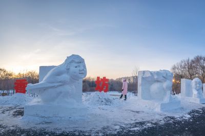 劳动公园大雪人