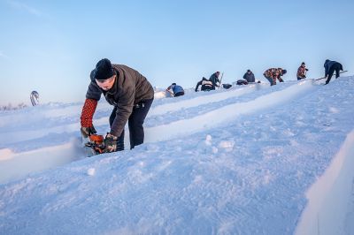 建设中的太阳岛雪博会3