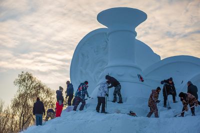 建设中的太阳岛雪博会5