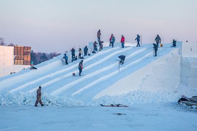 建设中的太阳岛雪博会5