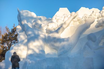 建设中的太阳岛雪博会6