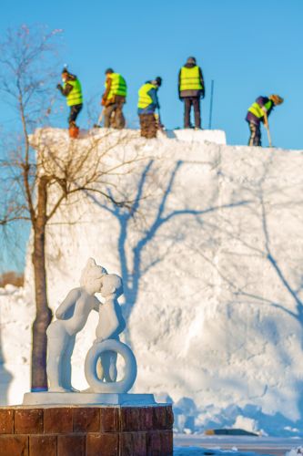 建设中的太阳岛雪博会6
